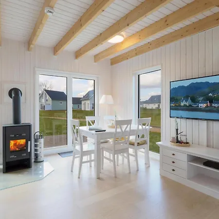 Holiday home Amazing In Ostseeresort With Sauna *